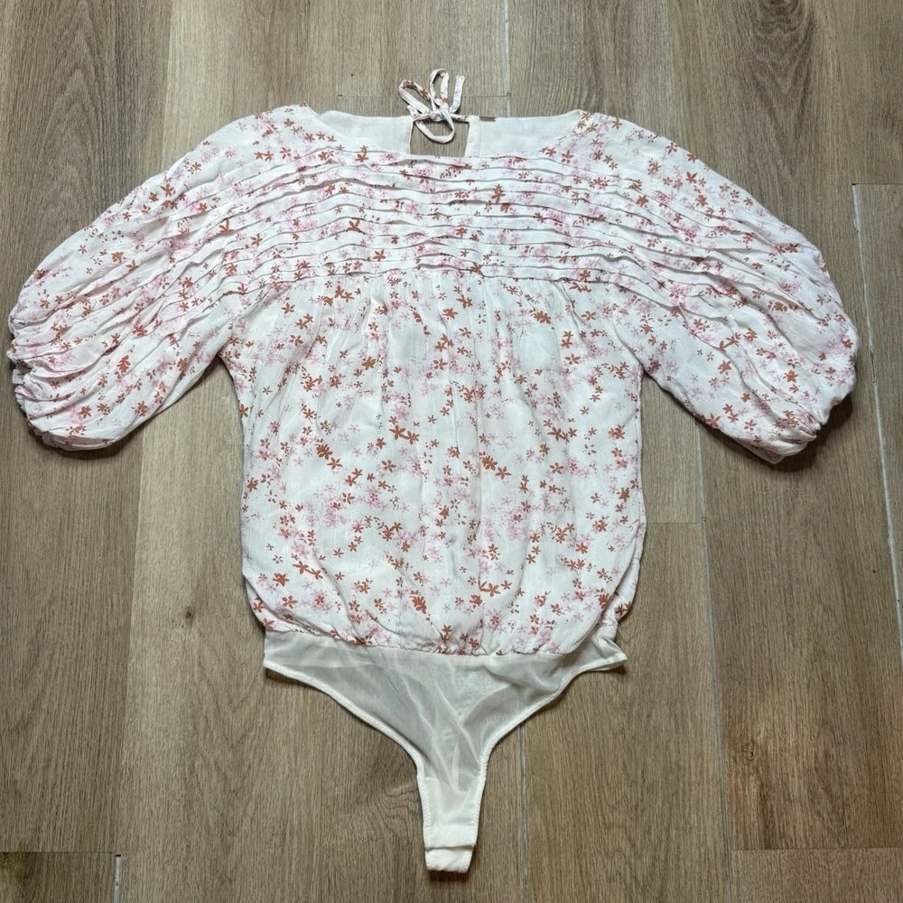 Free People Dessa Floral Pink Puff Sleeves Bodysuit‎ Small